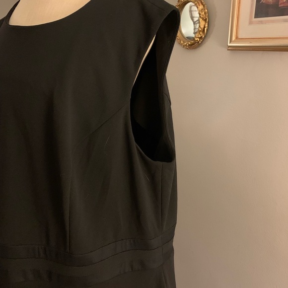 Calvin Klein Fit & Flare Black Sleeveless Dress with Mesh Hem 20W - Picture 9 of 13